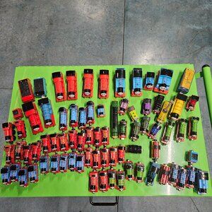 HUGE LOT of 77 Thomas and Friends Trains